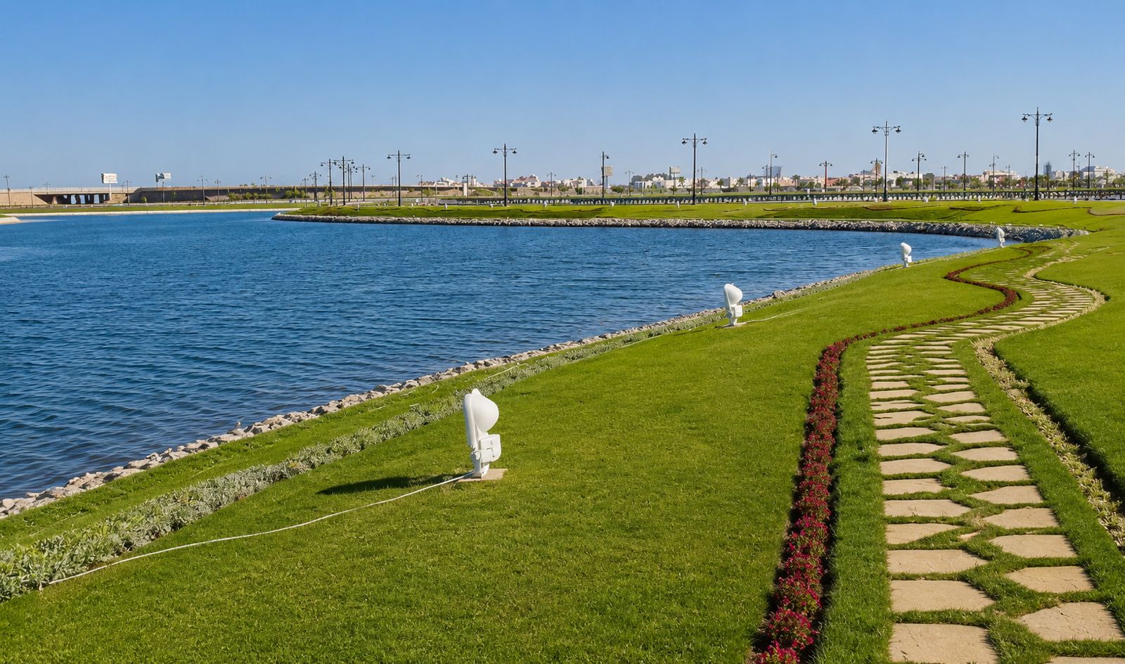 المركزية